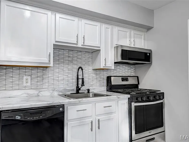 7244 Mallard Dr — Photo 9