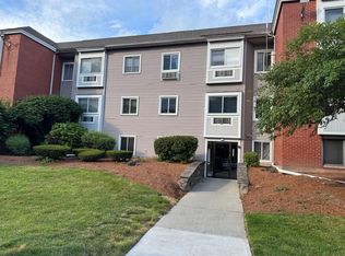 121 Cluff Crossing Rd APT 11, Salem, NH 03079