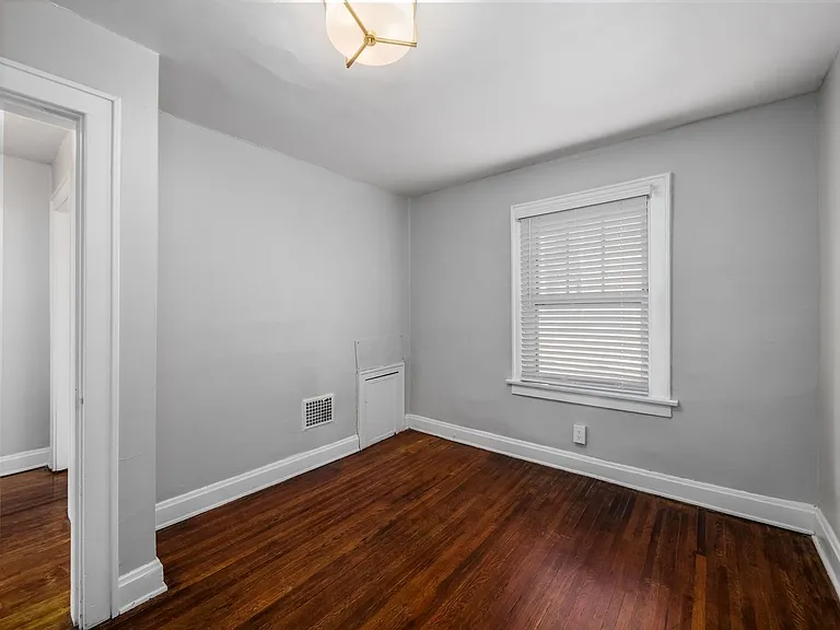 83 W 1st Ave #1 — Photo 31