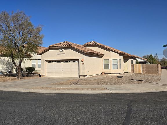 3rd image of 9704 N Long Creek Dr