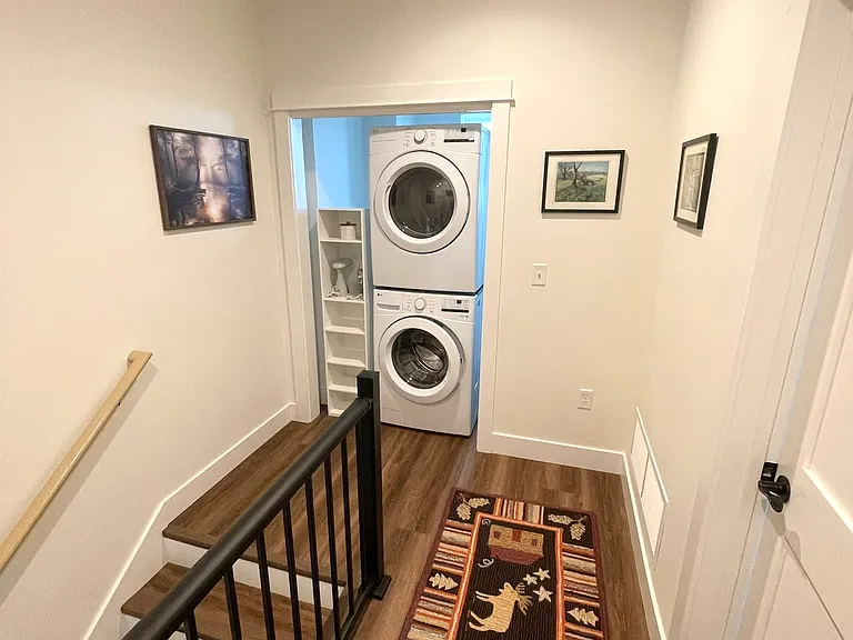 1215 Allison St #B — Photo 18