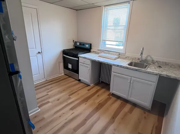 1244 S 22nd St #2B, Philadelphia, PA 19146