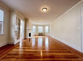 460 Morris Ave #2, Providence, RI 02906