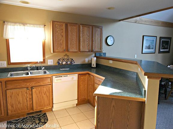 5th image of 11185 Birchpark Dr