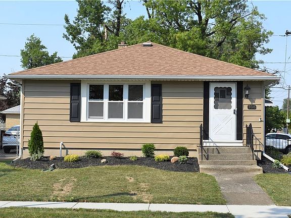 2nd image of 306 Abbington Ave