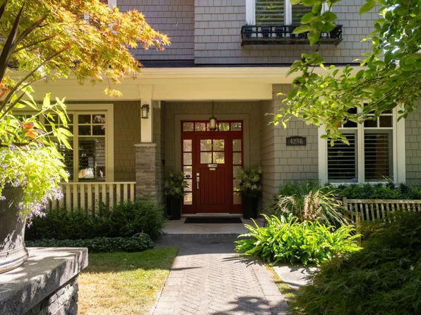 4256 W 14th Ave, Vancouver, BC V6R 2X8