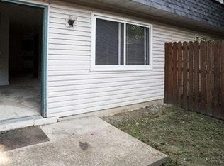 25 W Perry St, Maryville, IL 62062