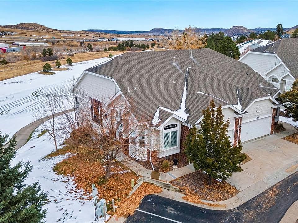 1st image of 2811 Newport Cir
