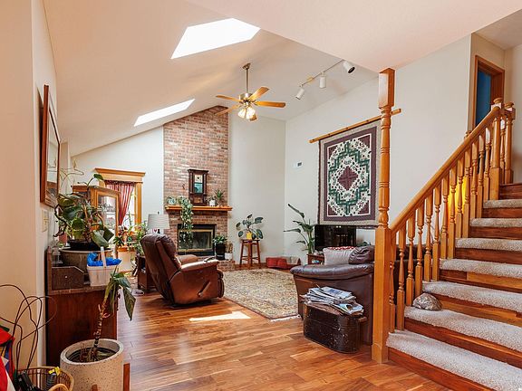 5th image of 505 Shoal Ln