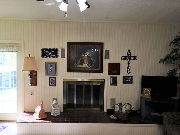 5th image of 1617 Circle Dr