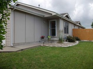 2107 Arbor Ln, Wamego, KS 66547