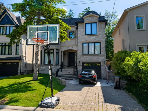 45 Stuart Cres, Toronto, ON M2N 1A6