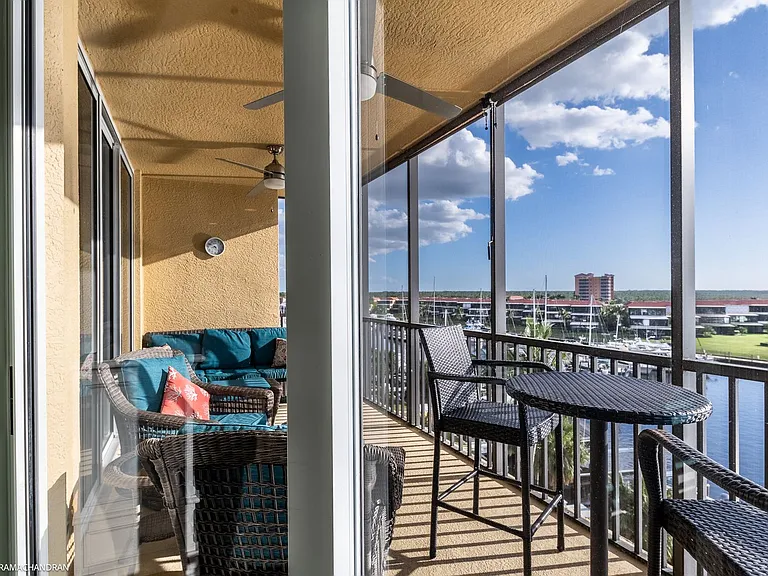 3313 Sunset Key Cir #402 — Photo 25