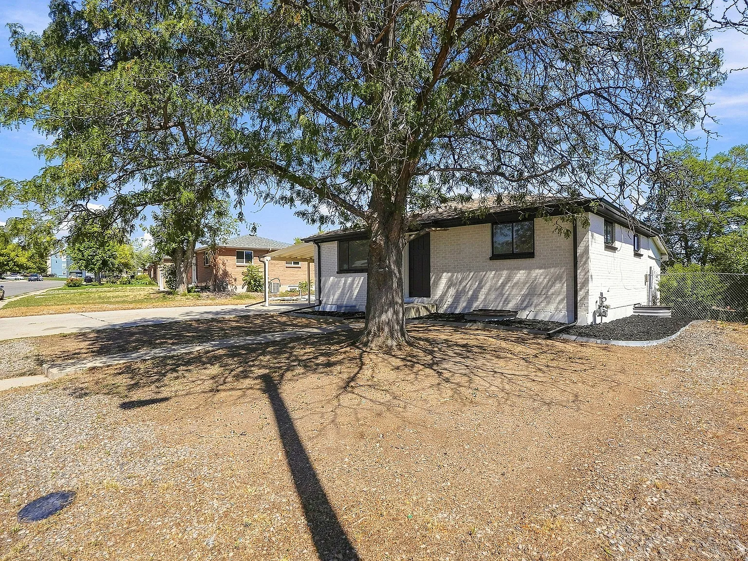 4 bed, 1650 sqft, $3,300 — Photo 2