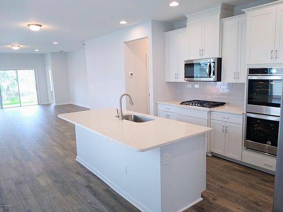 2nd image of 108 Saint Barts Ave