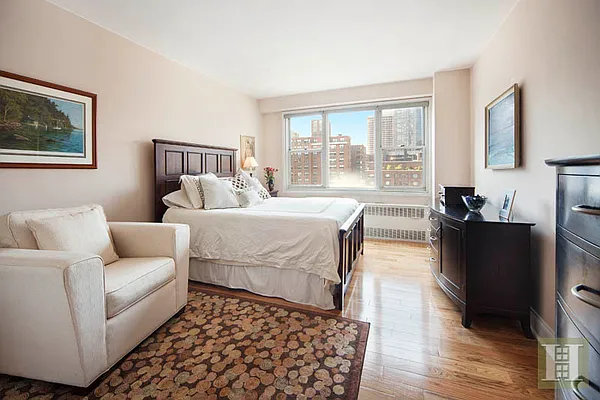 Sold by Halstead Real Estate | media 20