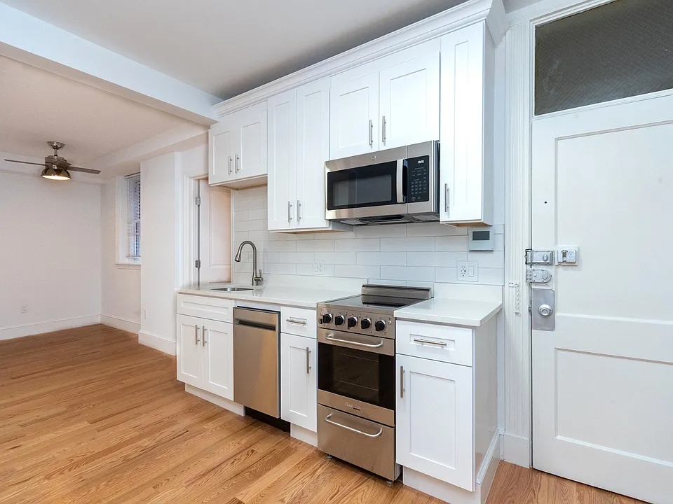 175 Hemenway St #21