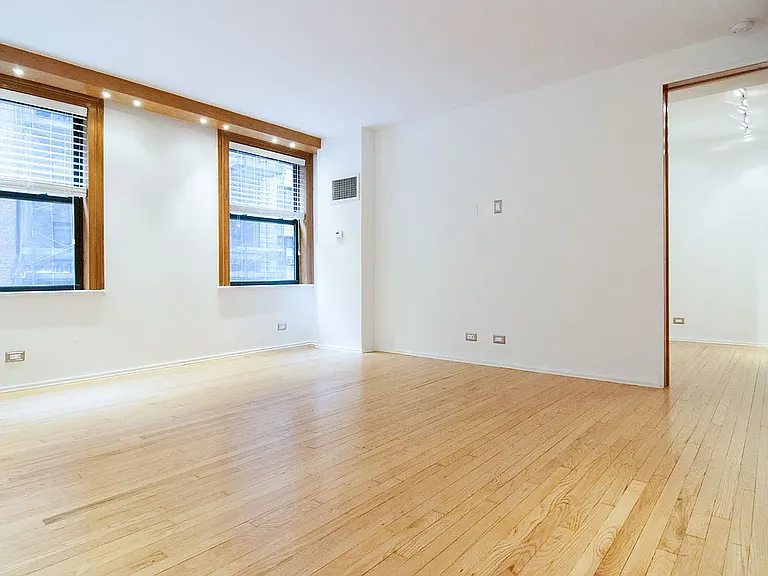 145 W 58th St #4H — Photo 9