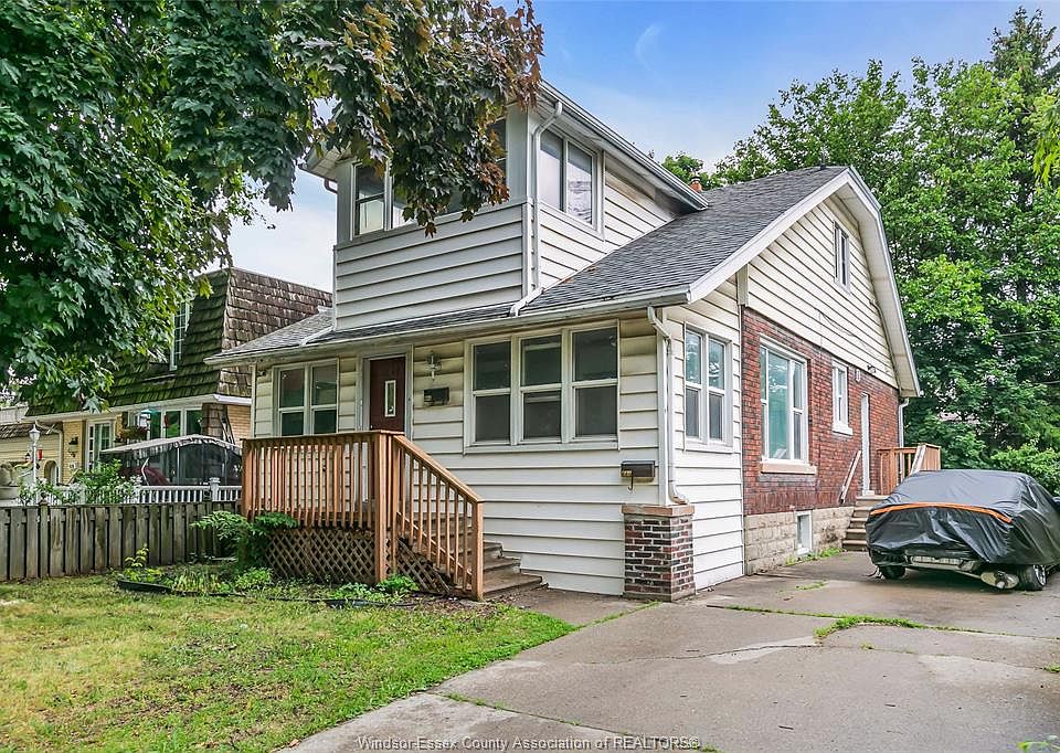 1st image of 444 Detroit St