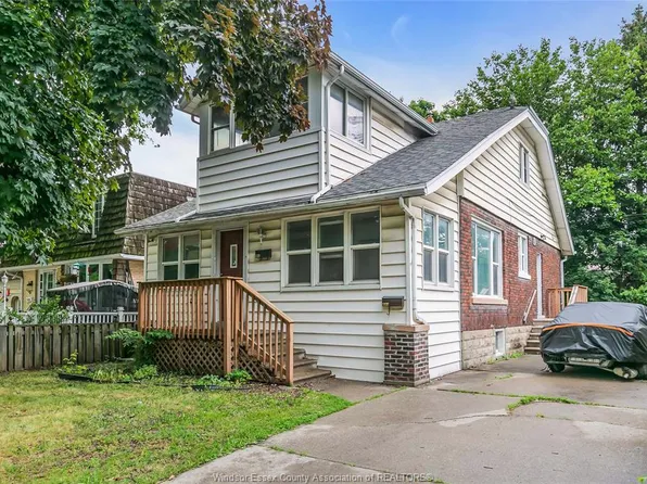 444 Detroit St, Windsor, ON N9C 2P7