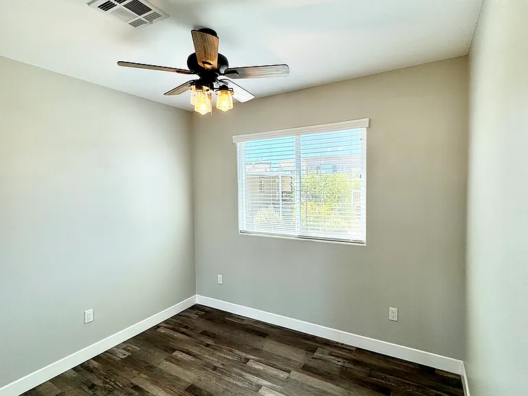 1134 Villa Calimesa Ln — Photo 11