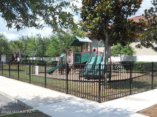 9505 Armelle Way #3 — Photo 15