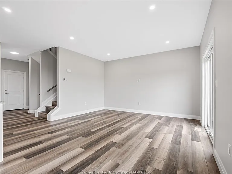 113 Eagle St — Photo 9
