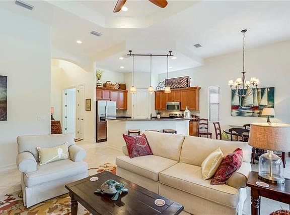 4th image of 8255 Provencia Ct