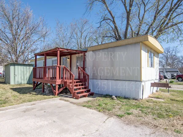 22 N Glendale Ave, Coffeyville, KS