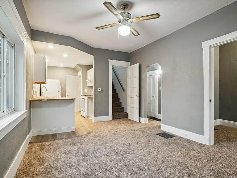 2901 Wall St — Photo 12