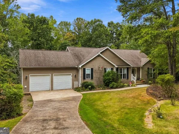226 Arrow Wood Dr, Waleska, GA 30183