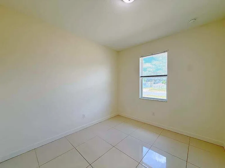 2 W Orange St #102 — Photo 20