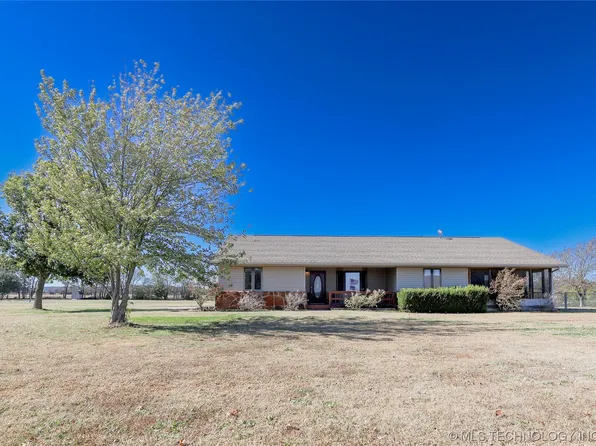 26 Sunshine Ln, Pryor, OK 74361