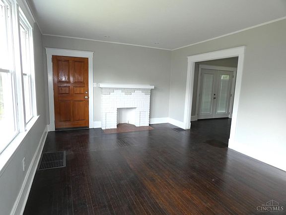 3rd image of 67 Sheehan Ave