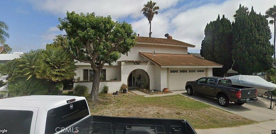 1st image of 33162 Paseo Pinto