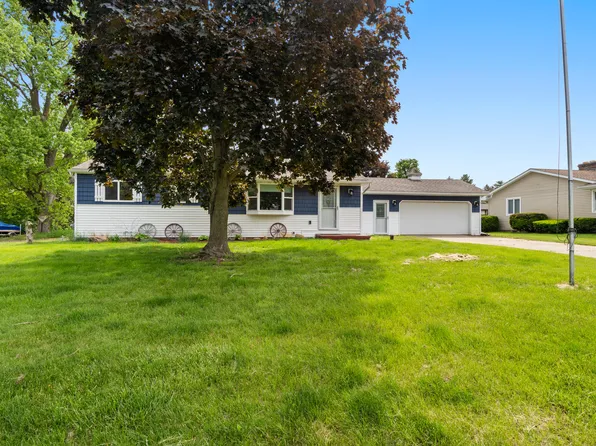 3401 Stella Dr, Jackson, MI 49201