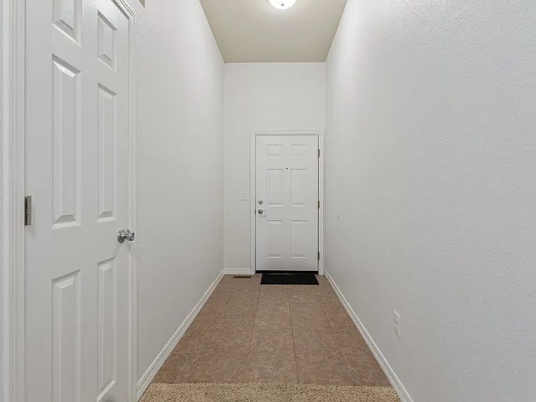 1675 Little Bear Creek Point #201 — Photo 4
