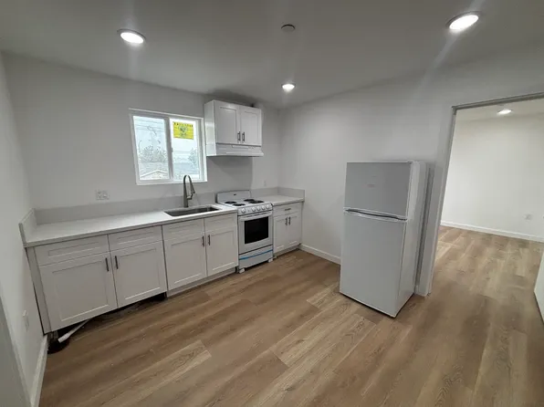 6012 10th Ave #101, Los Angeles, CA 90043