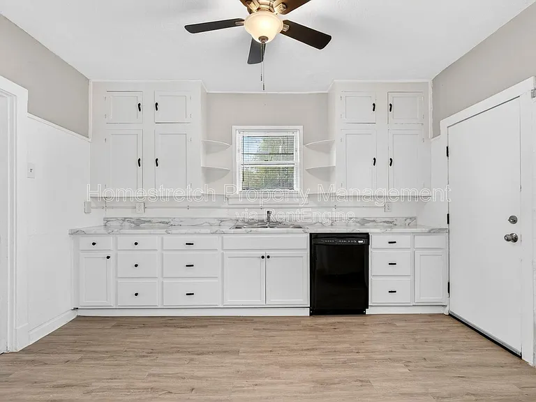 7135 Woodrow Ave — Photo 18