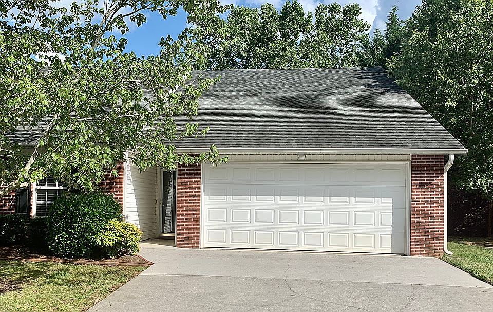 1st image of 576 Brookshire Way