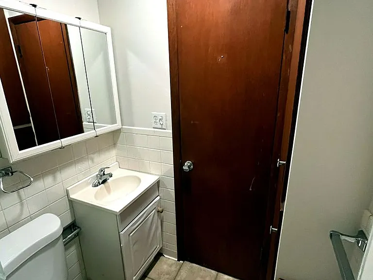 895 Holland St — Photo 20