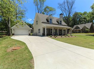 10 E Field St, Newnan, GA 30263