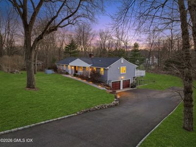 97 Davenport Ridge Ln, Stamford, CT, 06903