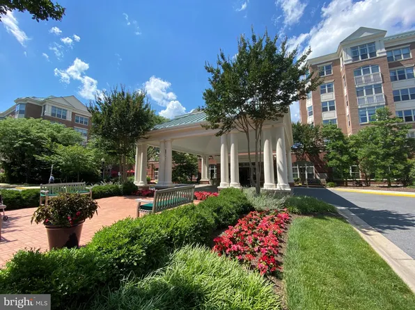 9707 Old Georgetown Rd APT 1519, Bethesda, MD 20814