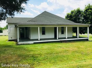 401 Sock Hill Ave, Englewood, TN 37329