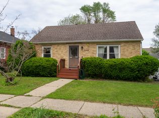 431 Griswold St, Elgin, IL 60123