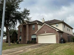 2726 Crestbrook Ct, Sugar Land, TX 77479
