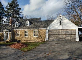 765 Ridge Rd, Lewiston, NY 14092