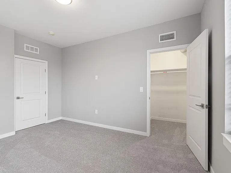 4649 Umbria St — Photo 18