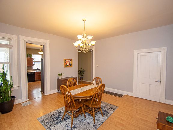 2nd image of 518 4th Ave